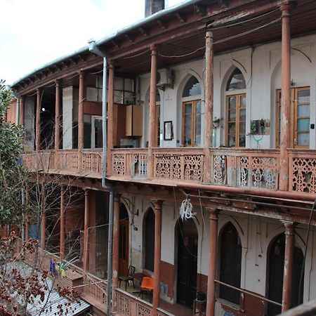 Grandma'S Hotel Тбилиси Экстерьер фото