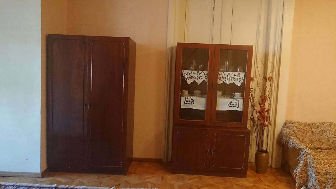 Grandma'S Hotel Тбилиси Экстерьер фото