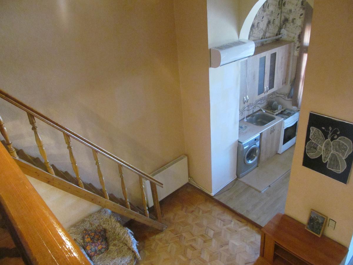Grandma'S Hotel Тбилиси Экстерьер фото