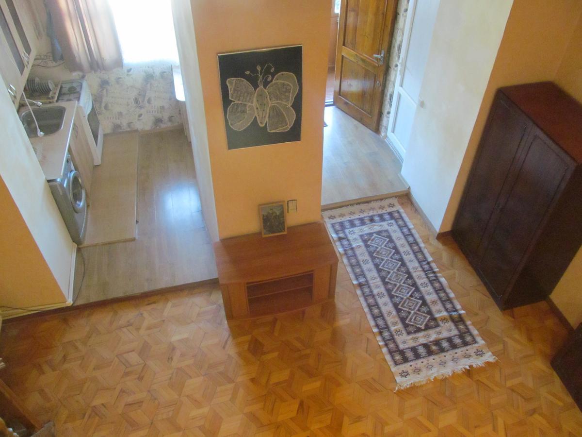 Grandma'S Hotel Тбилиси Экстерьер фото